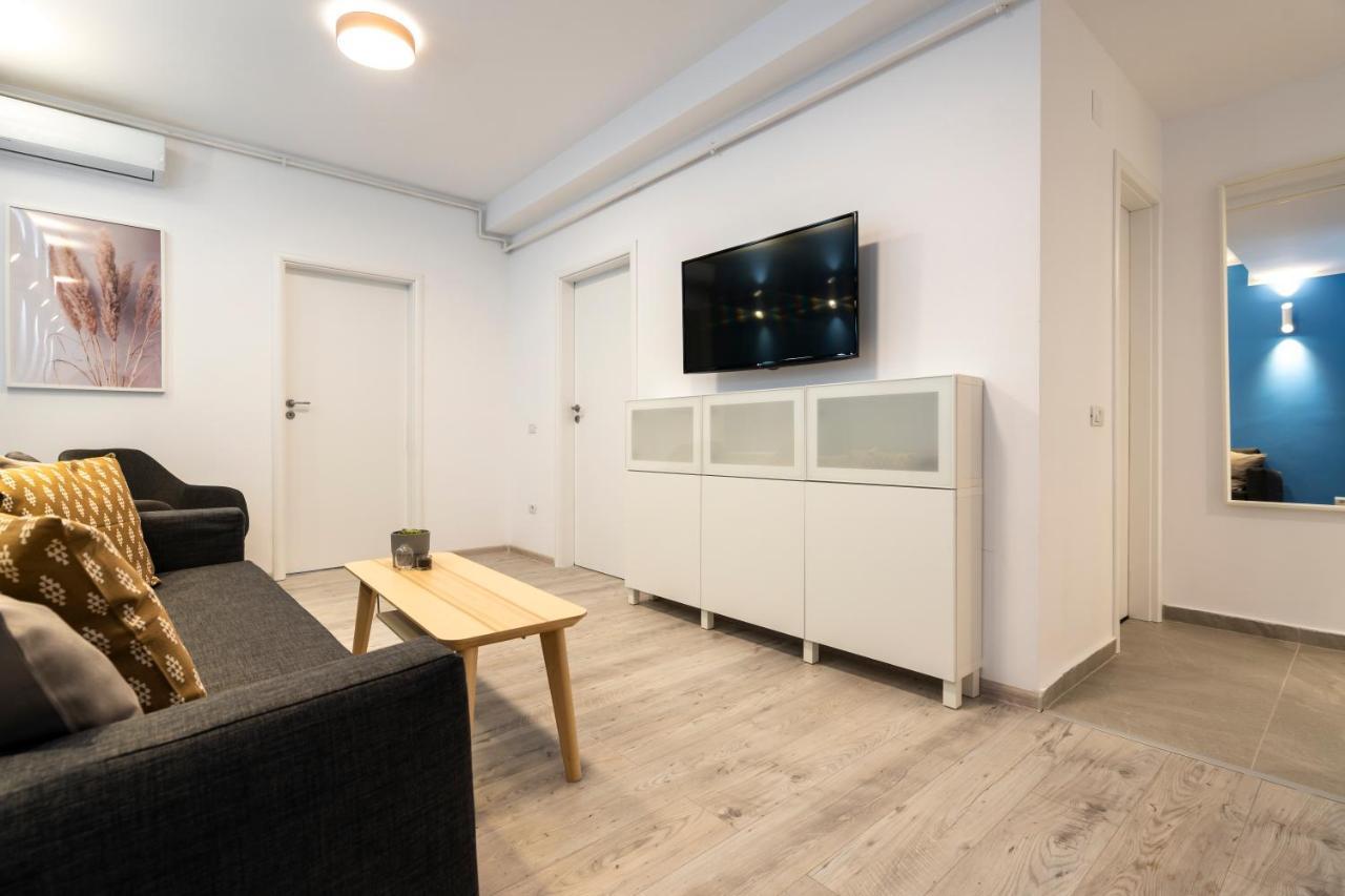 Blue Design Apartament In Magheru بوخارست المظهر الخارجي الصورة